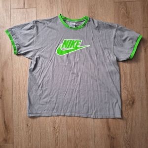 Vintage Nike T